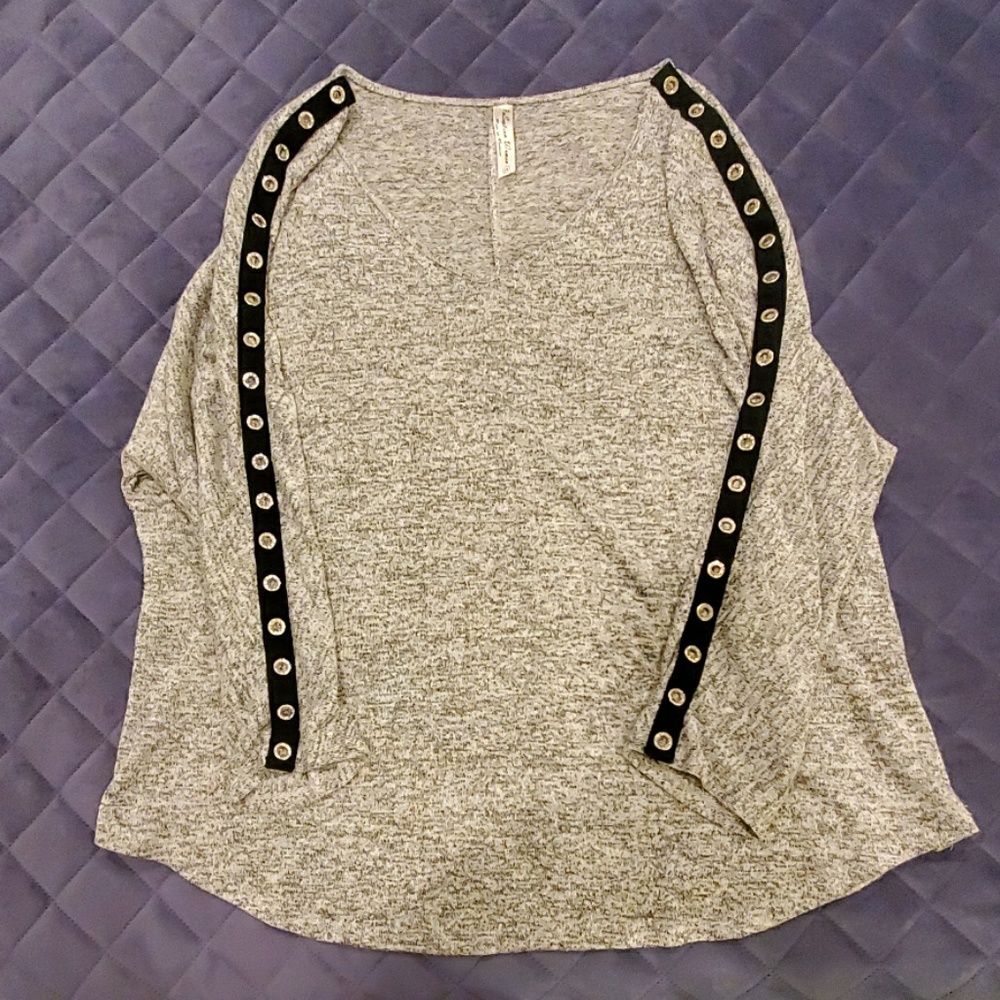 3/4 Sleeve Rhinestone Blouse